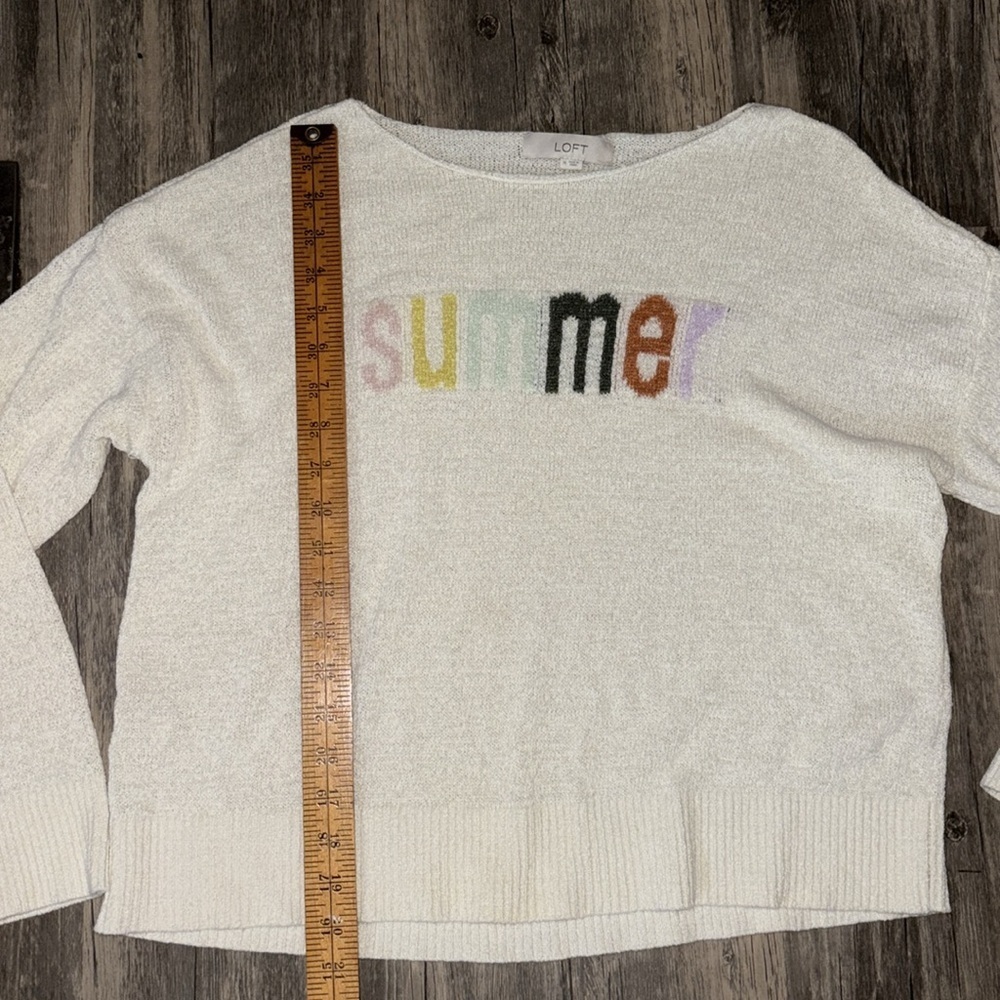 super soft lightweight “Summer” sweater! Woman’s medium - perfect for summertime - Picture 5 of 8